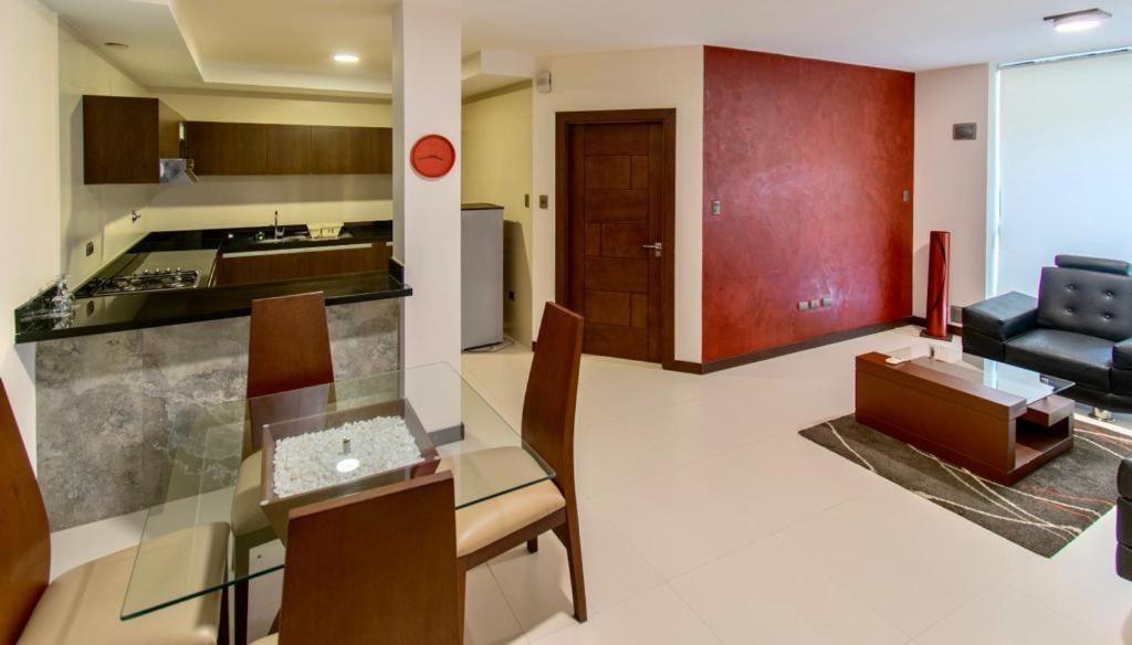 Mai Suites Apart Hotel 圣克鲁斯 外观 照片