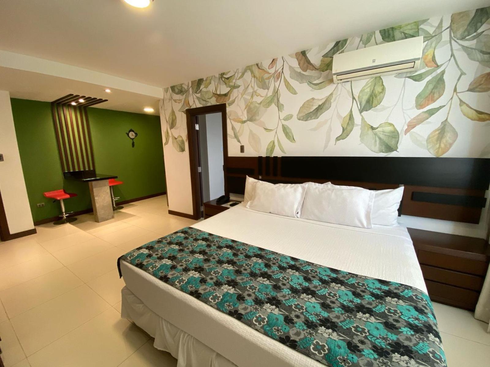 Mai Suites Apart Hotel 圣克鲁斯 外观 照片