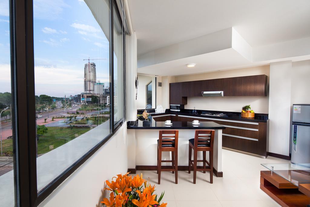 Mai Suites Apart Hotel 圣克鲁斯 外观 照片