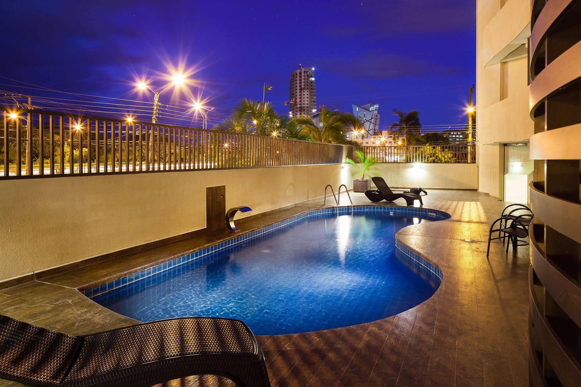 Mai Suites Apart Hotel 圣克鲁斯 外观 照片
